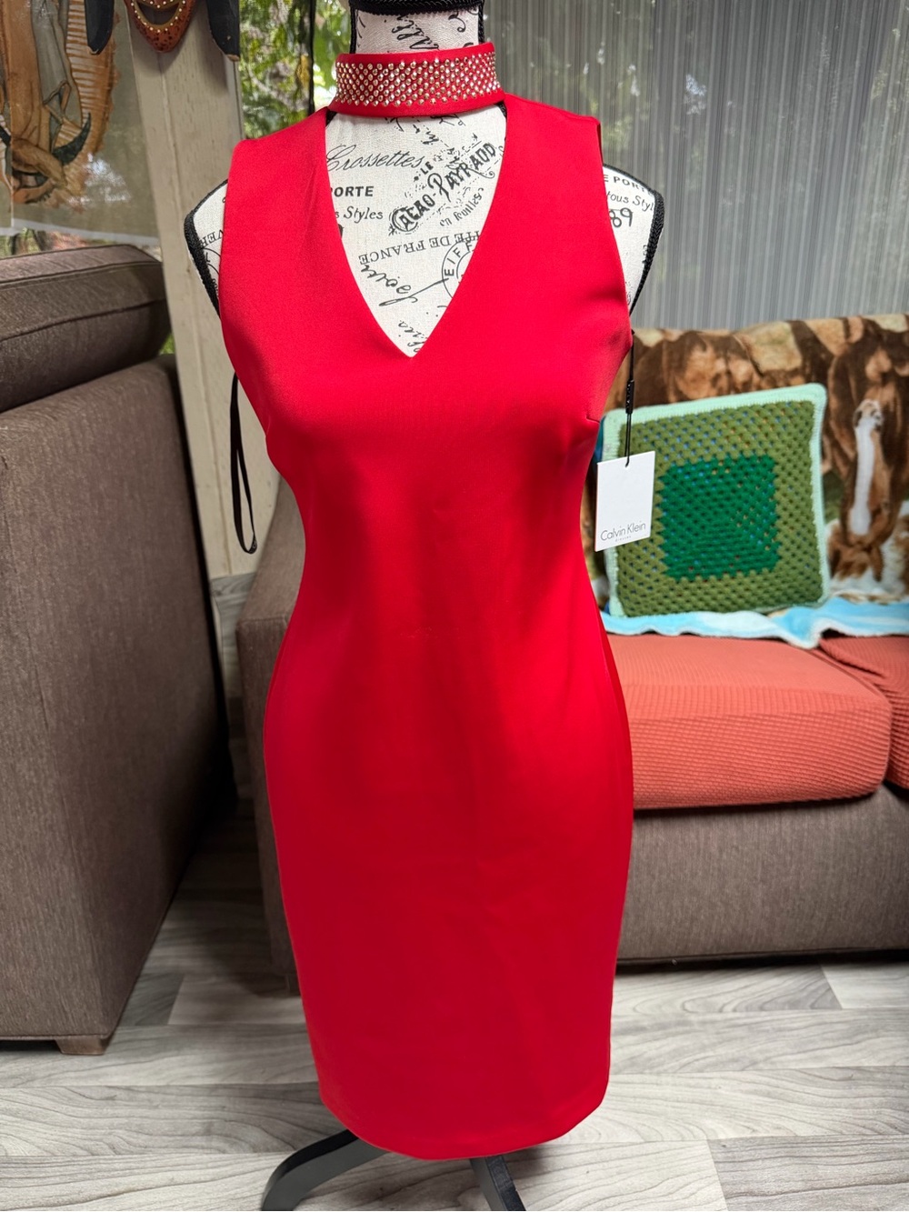 Calvin Klein Red V-Neck Choker Sheath Dress
